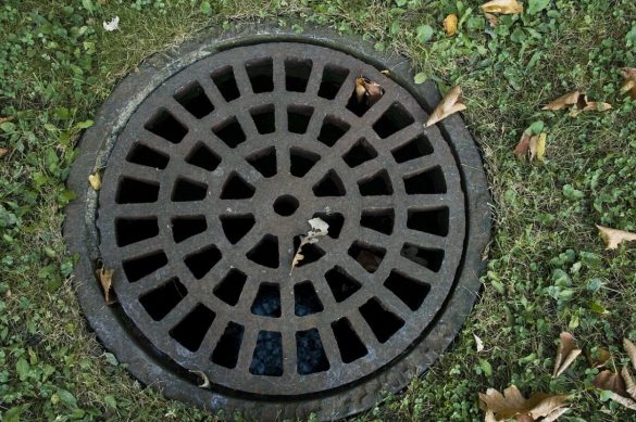 avoid-blocked-sewer-drain