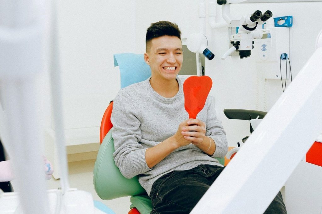 signs of gum disease