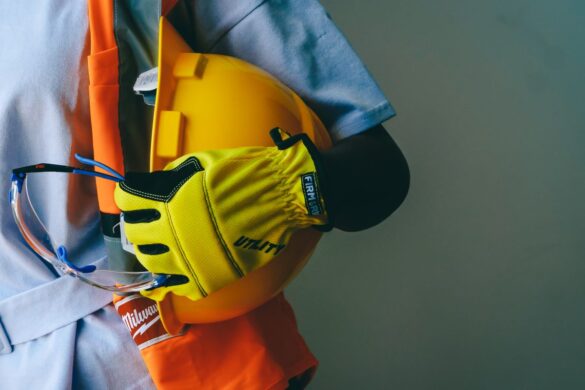 How to Choose the Right Site Safety Equipment