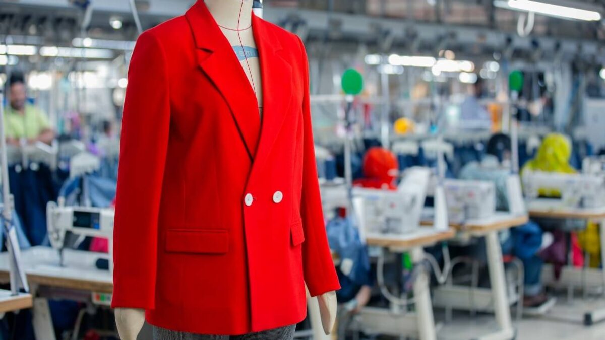 How Clothing Brands Choose the Right Manufacturing Partner